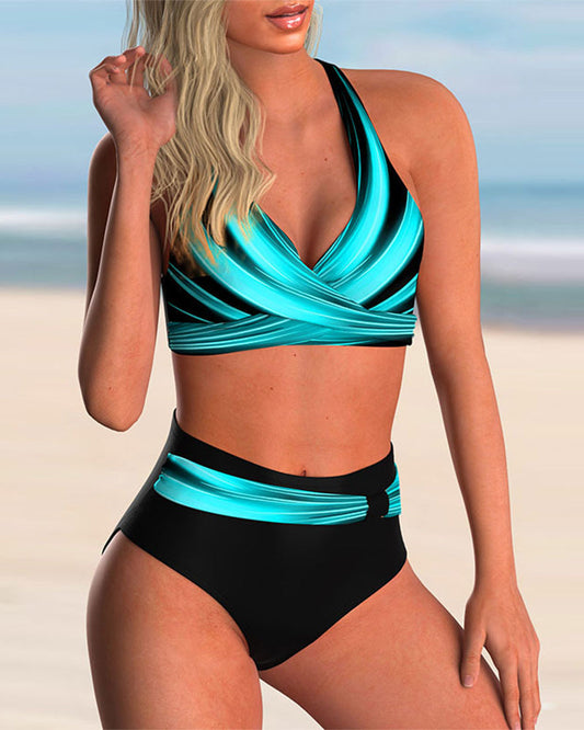 Conjunto de bikini con cuello halter y estampado