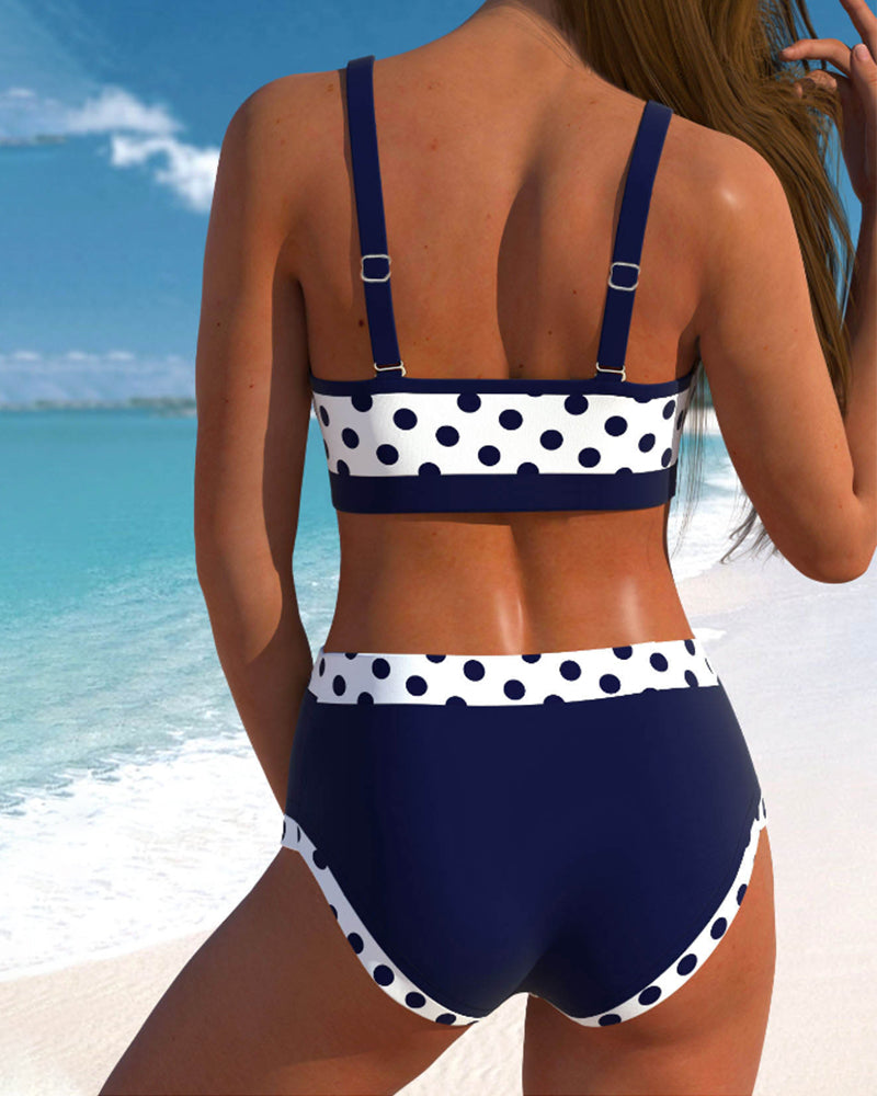 Bikini de cintura alta con rayas y diseño patchwork