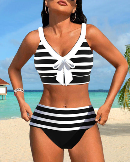 Bikini de rayas de cintura alta