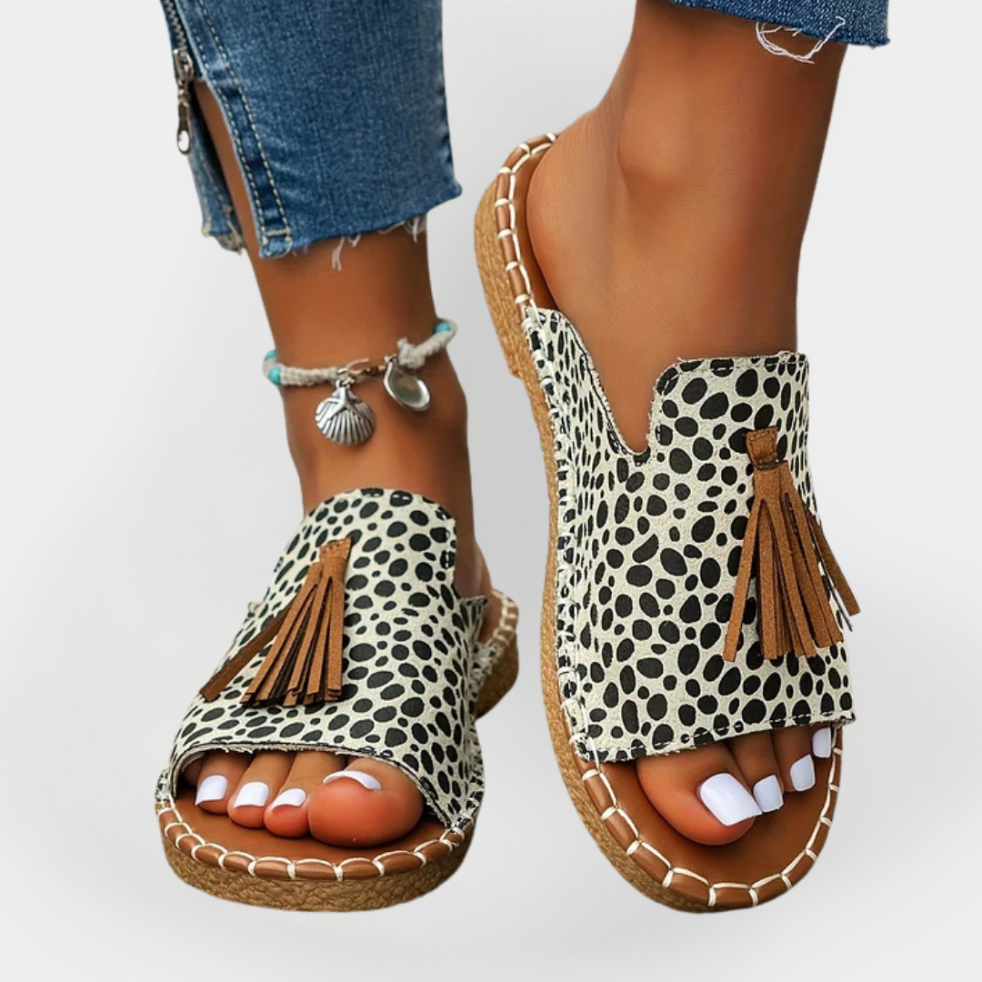 Sandalias impresionantes hechas a mano con flecos