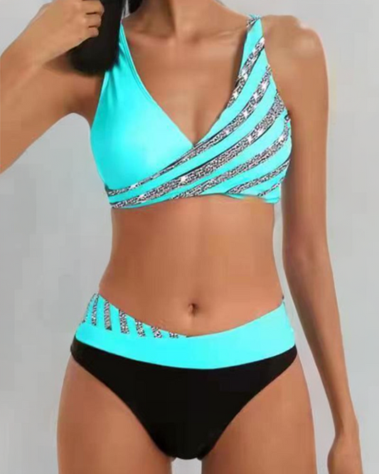 Bikini impreso en tonos cálidos